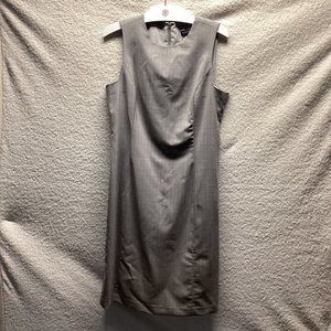 Banana Republic size 6 STRETCH grey dress
